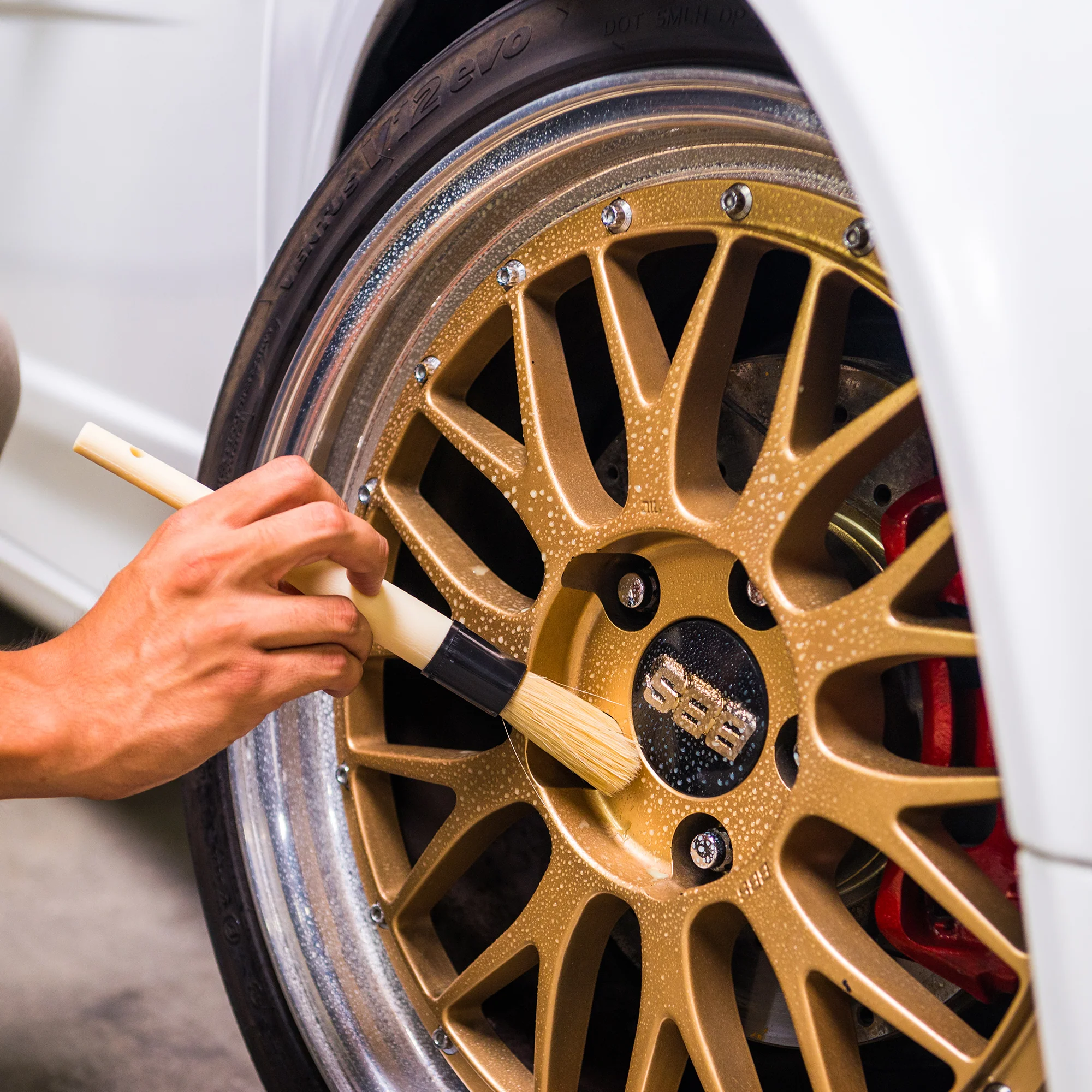 Alternative view of Wheels Complete Care Deluxe Kit w/Bucket