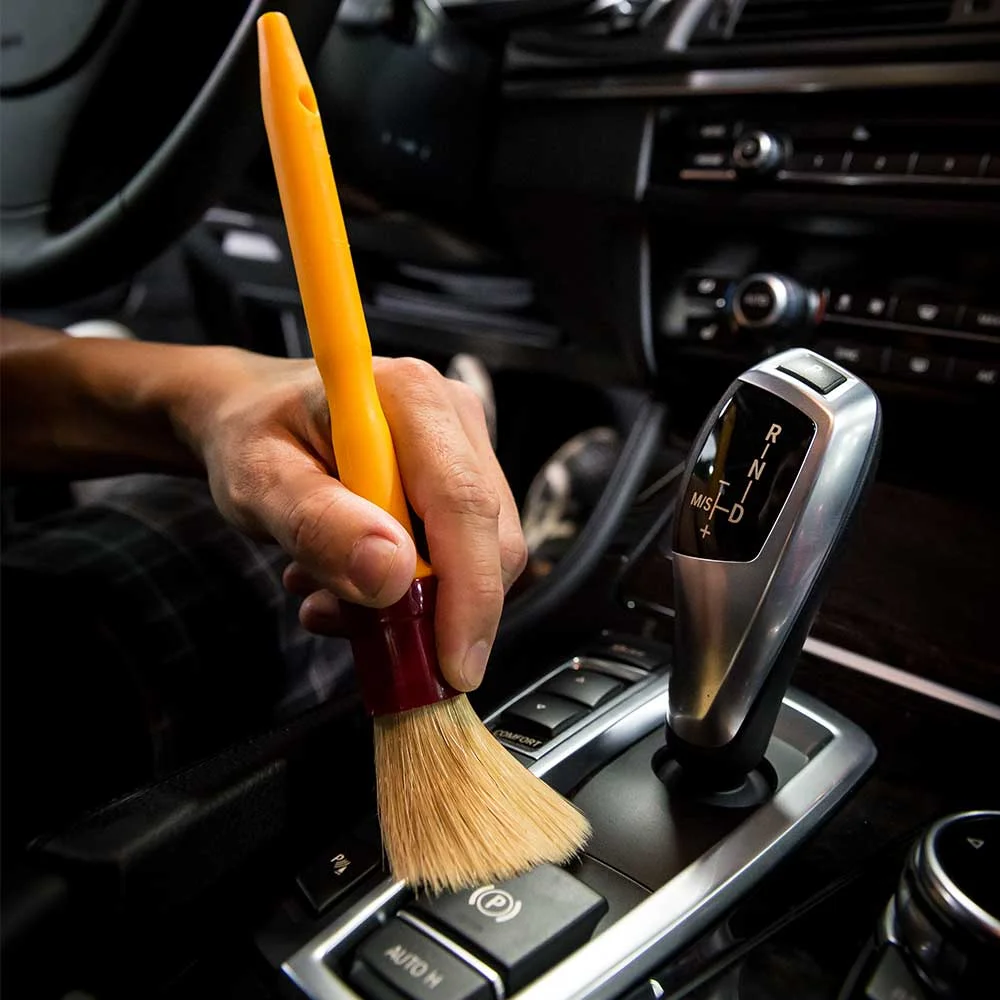 Alternative view of Boar's Hair Detailing Brush